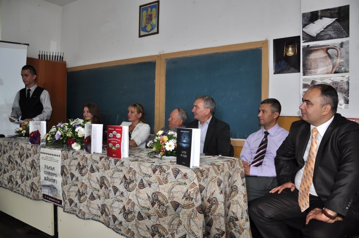 O parte din redactia VERTICAL