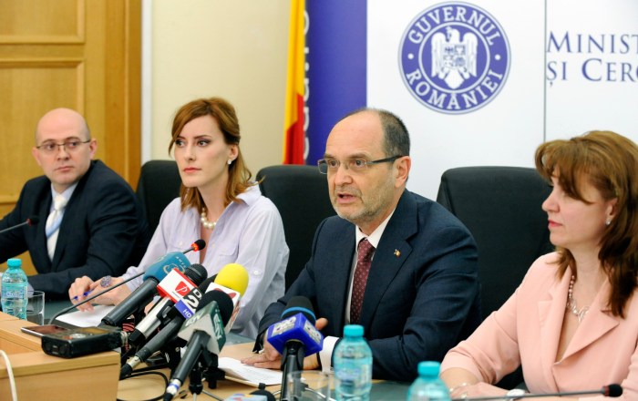 foto_conf_5_04.2016(1)